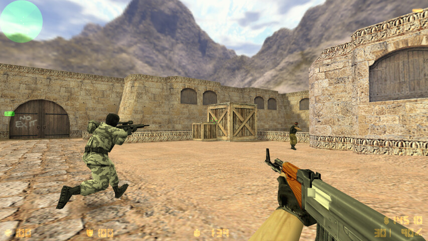 Игрок с АК-47 на de_dust2 в CS 1.6